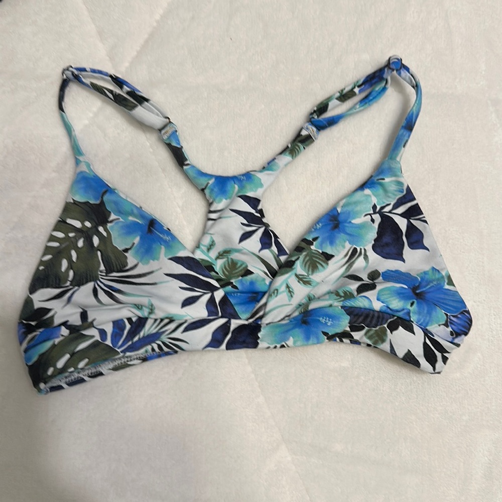 Midori Bikini top size small